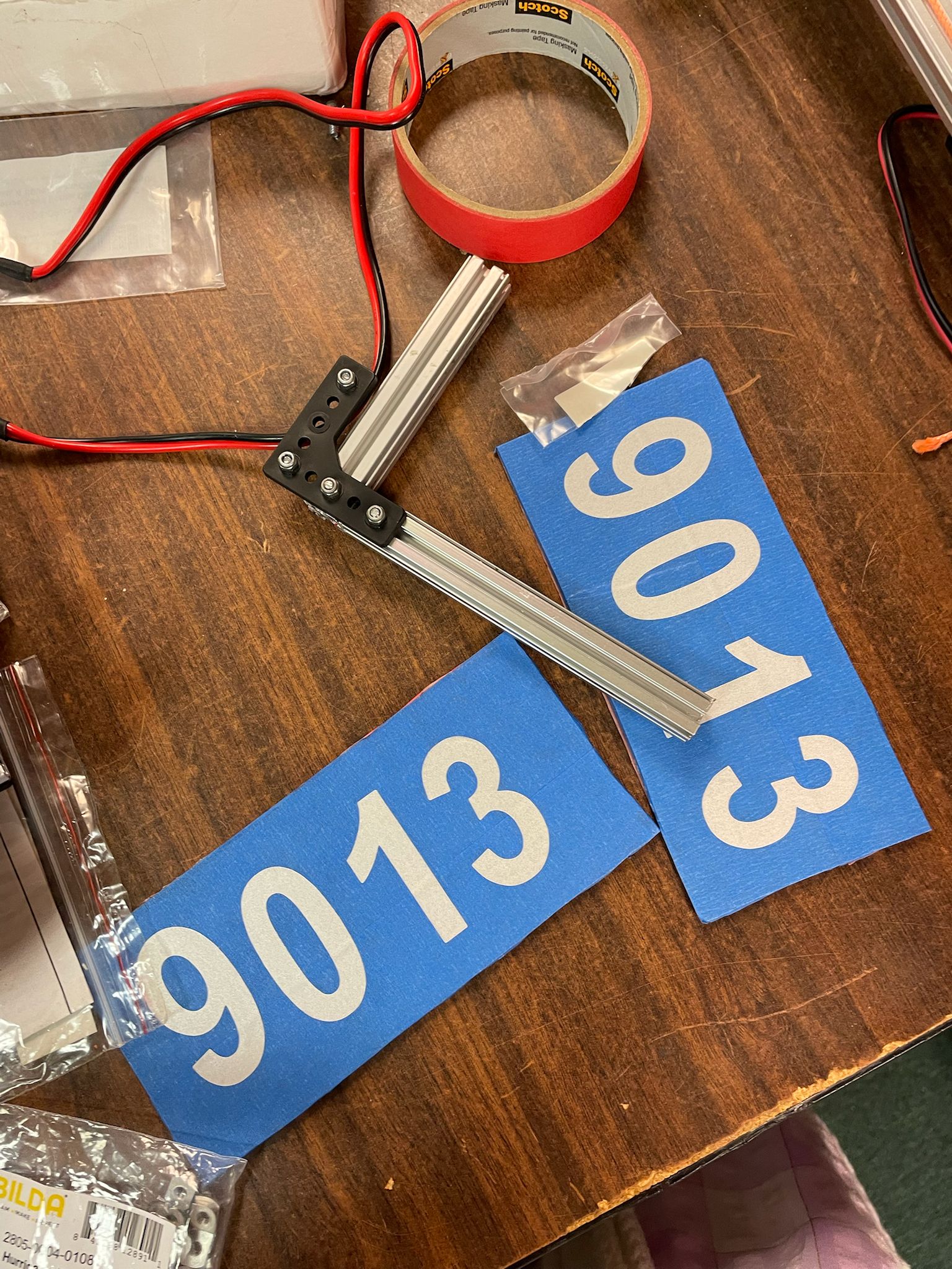 Testing autonomous vision tracking